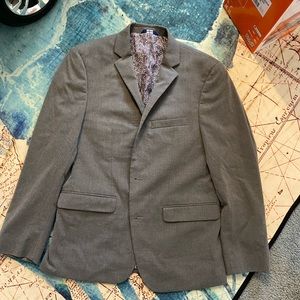 Men’s Grey Suit Jacket